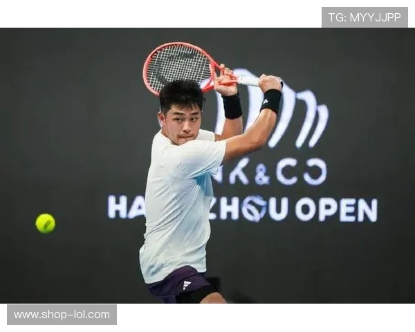 网球球星与足球球星跨界互动掀起体育融合新风潮